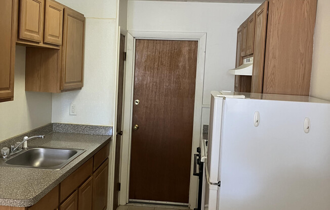 405 SOMERVILLE AVE