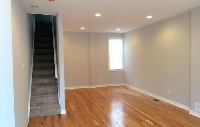 Amazing, 2BR/1BA, Updated Grays Ferry Home