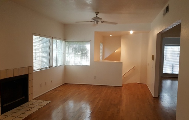 2 beds, 2 baths, $1,995, Unit # 262