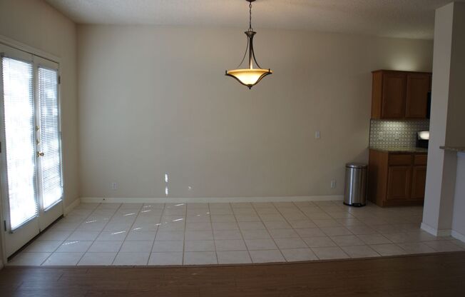 3 beds, 2 baths, $2,100