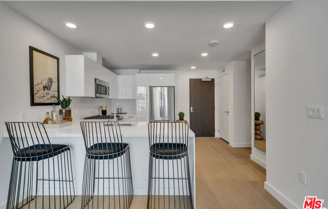 1 bed, 1 bath, 798 sqft, $2,888, Unit 1420