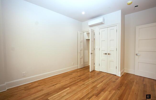 2 beds, 1 bath, $5,695, Unit 2