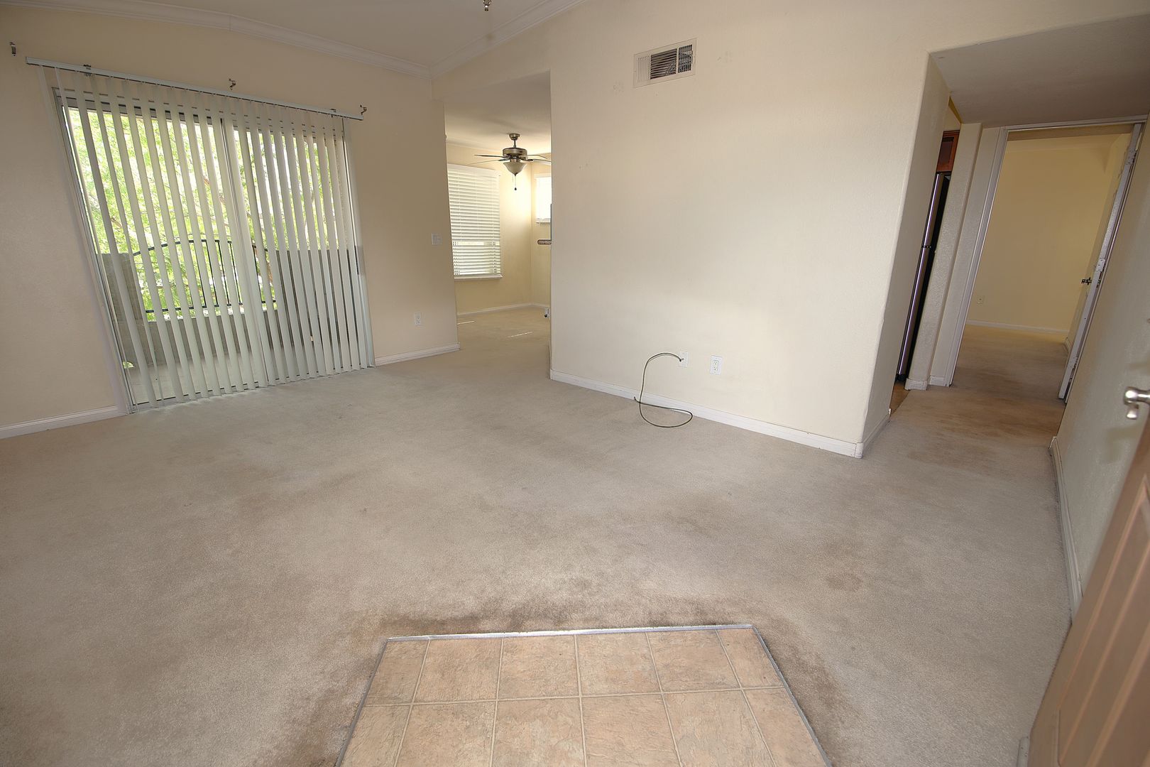 COZY 2BR 2BA UNIT IN BORGATA CONDOMINIUMS - GATED with COMPLETE AMENITIIES