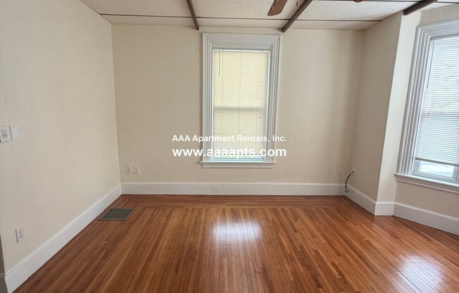 92 GRANVILLE AVE