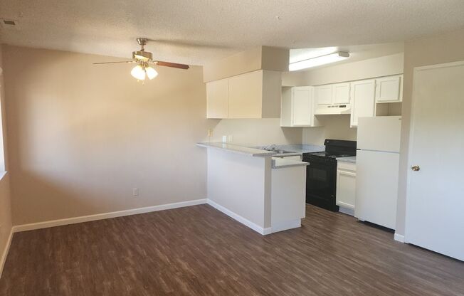 1 bed, 1 bath, 600 sqft, $1,145, Unit 5