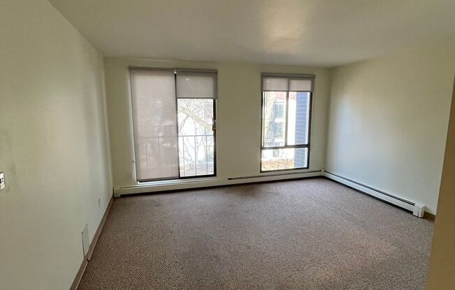 1 bed, 1 bath, 750 sqft, $995, Unit 331W