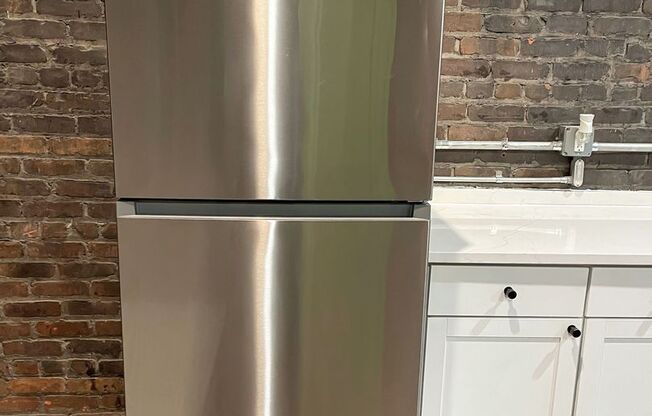 1 bed, 1 bath, 525 sqft, $1,475, Unit House