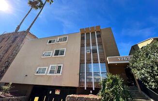 Hollywood & Highland Walkable Apartment Community