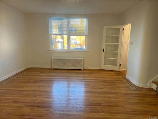 3 beds, 1 bath, $3,800