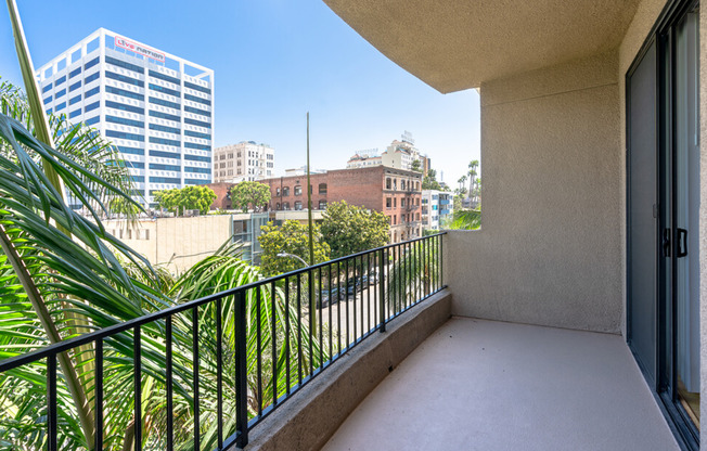 2 beds, 2 baths, 1,072 sqft, $3,050, Unit 7076 - 209