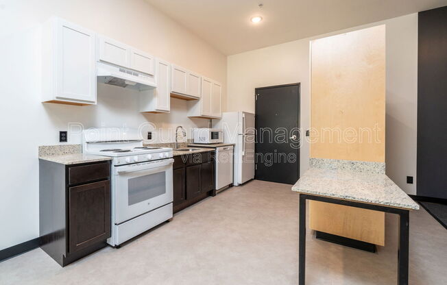1 bed, 1 bath, 449 sqft, $745, Unit 118