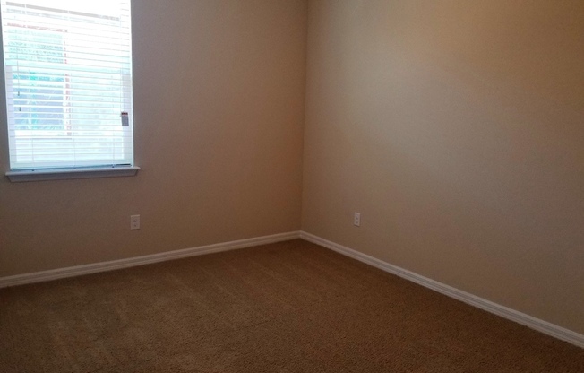 3 beds, 2 baths, $2,200