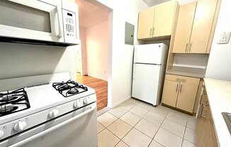 1 bed, 1 bath, $1,850, Unit 5B