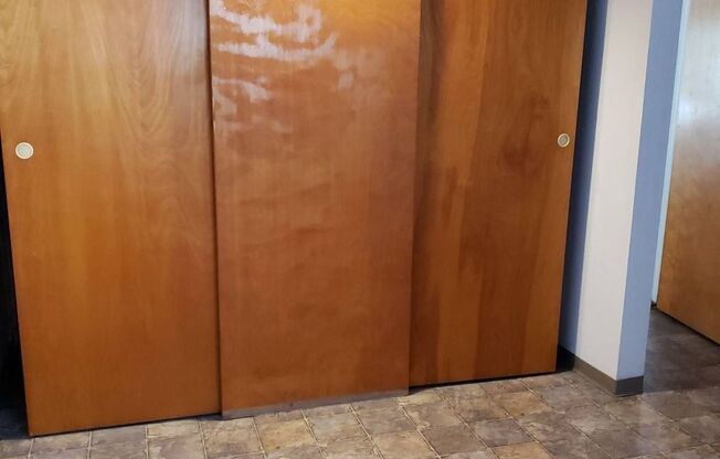 1 bed, 1 bath, 420 sqft, $585, Unit 8252