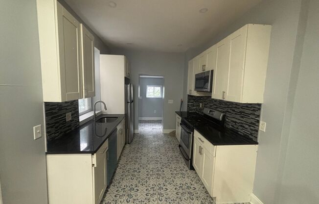 Ready To Move-in-2746 N 22ND ST  PHILADELPHIA, PA, 19132-2601