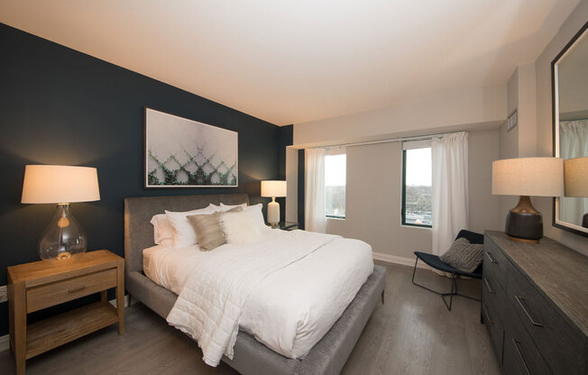 cambridge park apartment Walk-In-Closets