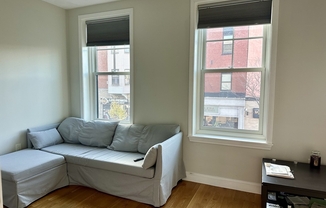 1 bed, 800 sqft, $2,400, Unit 2