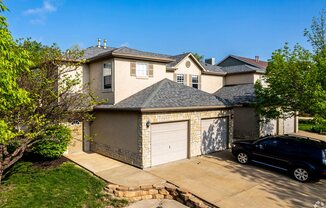 PineCrest Townhomes