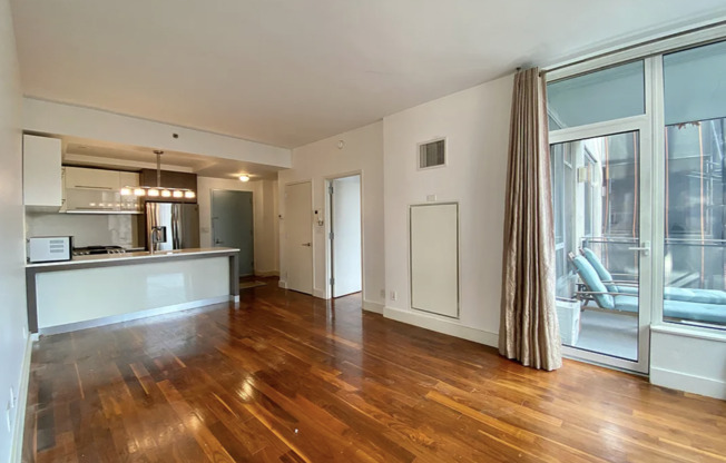 2 beds, 2 baths, 1,024 sqft, $8,500, Unit 5U