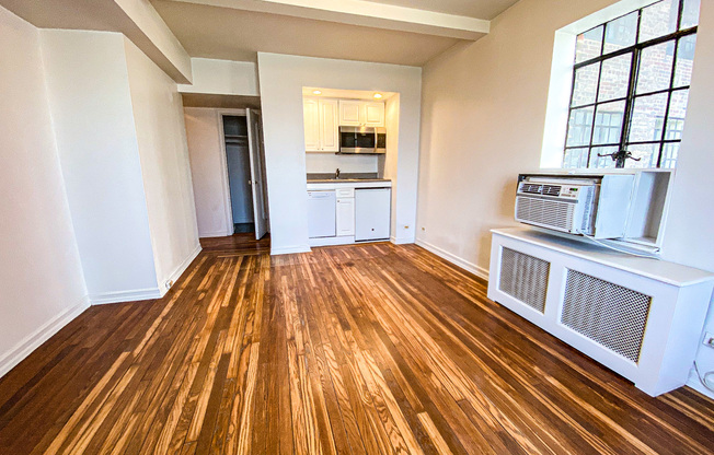 Studio, 1 bath, $2,650, Unit 627