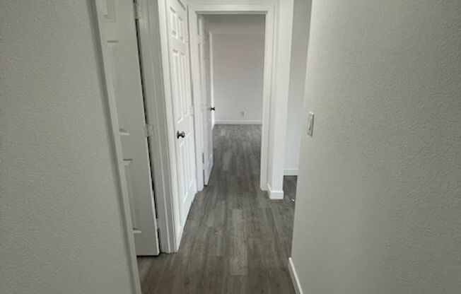 2 beds, 2 baths, $1,375, Unit UNIT 1083