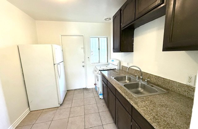 1850 HENDERSON
