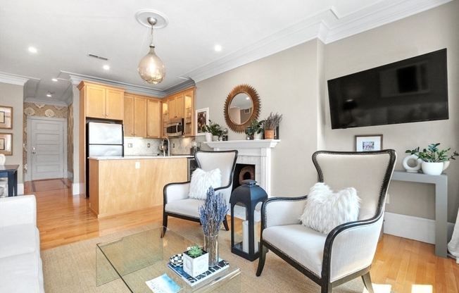 395 Marlborough St.