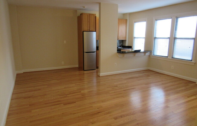 Studio, 1 bath, 458 sqft, $2,295, Unit W206