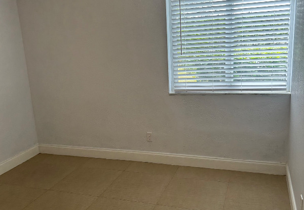 232 SAINT AND KROME AVE