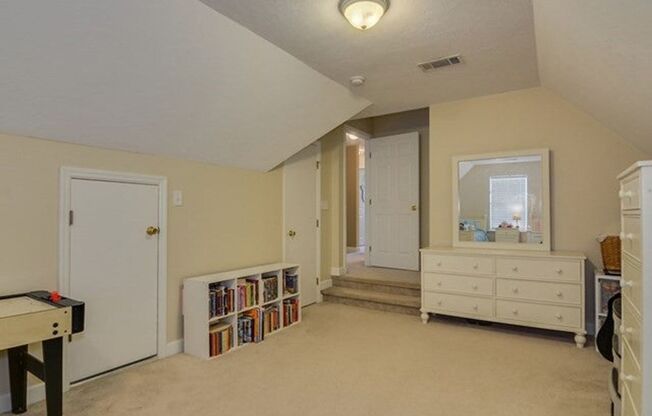 5 bedroom, 3.5 bathroom home with pool in Evans, GA