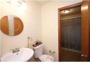 2 beds, 3 baths, $2,200