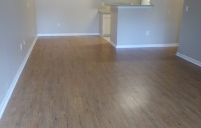 1 bed, 1 bath condo at Sunset Lake, a waterfront community on Turkey Lake!