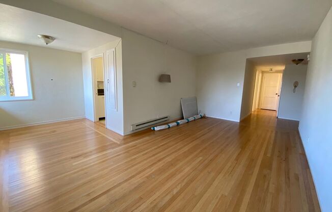 2 beds, 1 bath, 850 sqft, $3,550, Unit 304