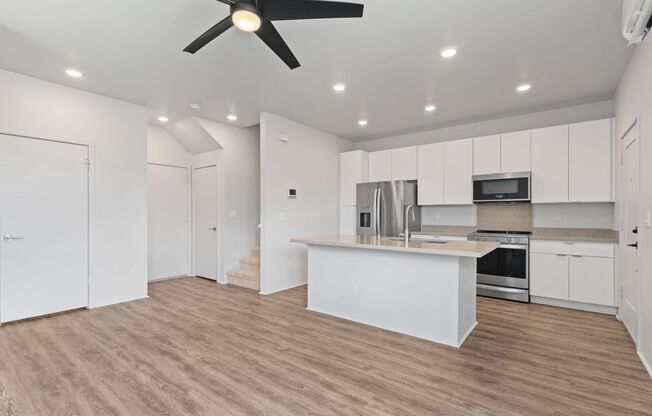 Modern Ho‘opili Home with Resort-Style Amenities