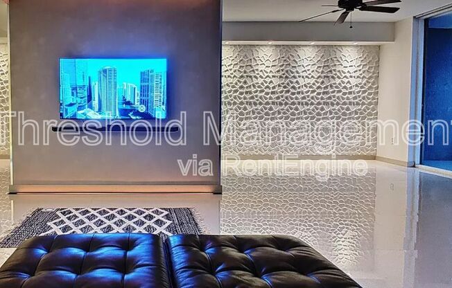 50 Biscayne Blvd