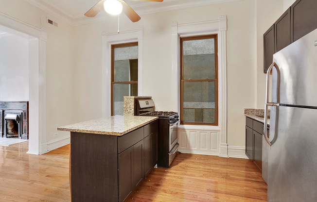 2050 W. North Ave.