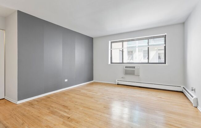 Studio, 1 bath, 275 sqft, $1,325, Unit 438