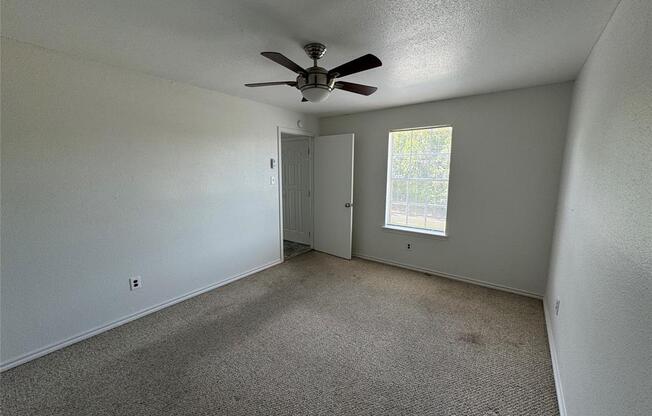 10853 BRAES BND DR