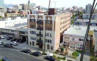 738 S NEW HAMPSHIRE 403