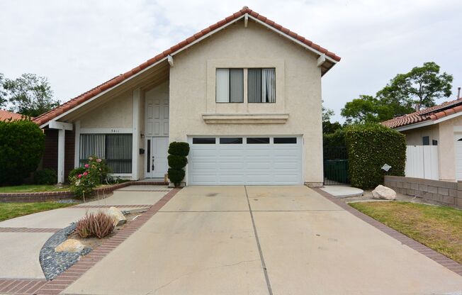 Spacious two story 4 Bed, 3 Bath + Bonus room home in College Park, Irvine.