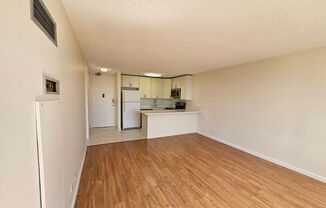 Condo with Lanai, Pool & Prime Location