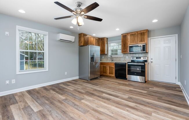 Newly Remodeled Cottage in Auburn!