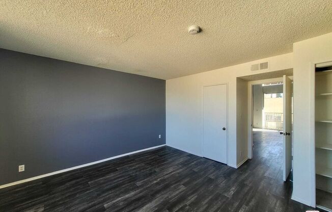 1 bed, 1.5 baths, 1,000 sqft, $3,295, Unit 203