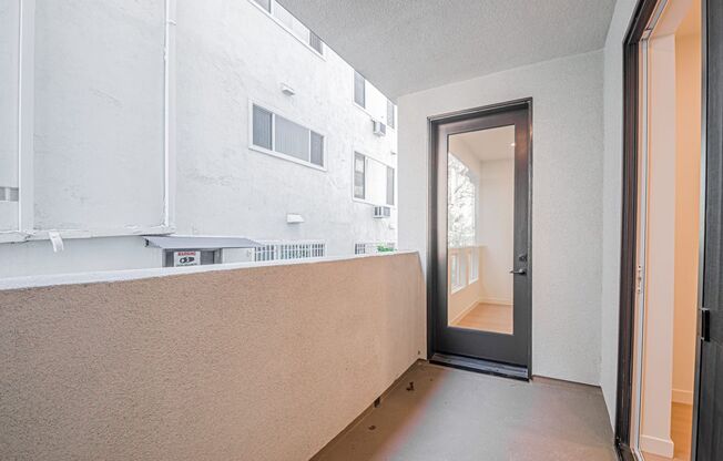 1 bed, 1 bath, 611 sqft, $2,595, Unit 203