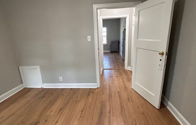 1 bed, 1 bath, $1,025, Unit 221