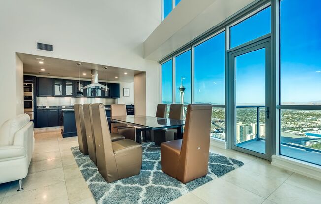 3 beds, 5 baths, $18,975, Unit # 4305