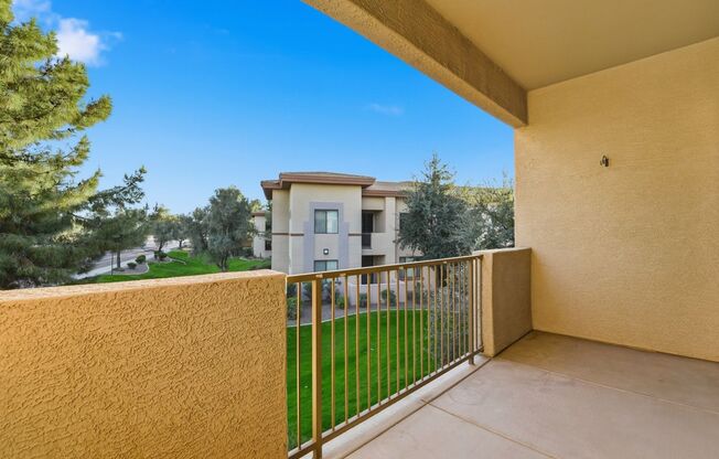 2 beds, 2 baths, $1,595