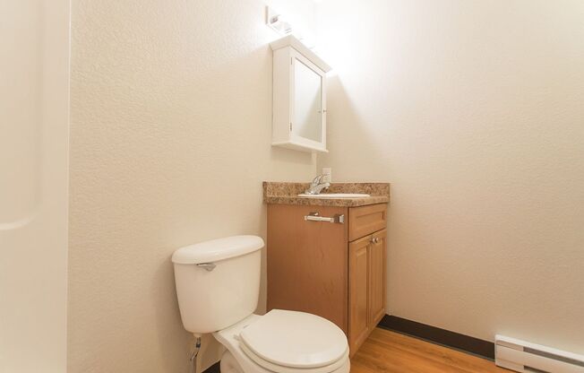 2 beds, 2 baths, 950 sqft, $2,995, Unit 204