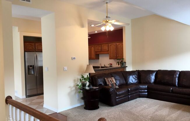 2 beds, 2 baths, $1,350, Unit Suite 31