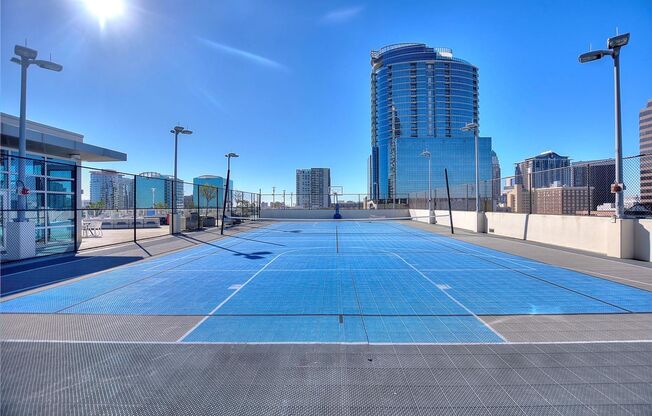 1 bed, 1.5 baths, $2,300, Unit # 1421